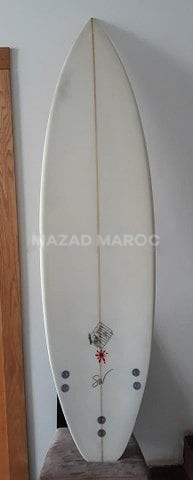 Planche de surf neuf jamais mis a l'eau